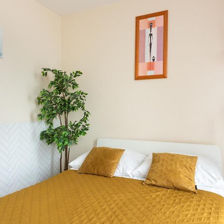 Cozy Modern Apartment Astoria Magic Orange Old Town Krakow Ngoại thất bức ảnh